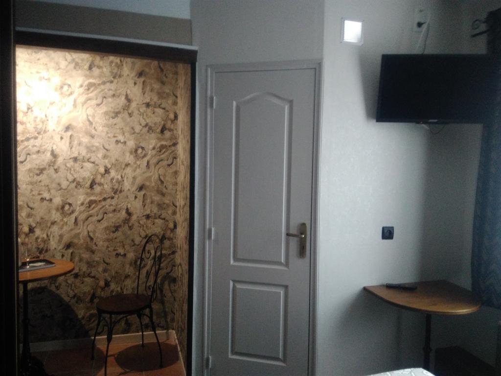 Hotel Le Charles Sanglier Orléans Exterior foto
